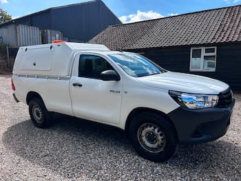 Used Toyota Hilux 2020 for sale - 79486193: Photo