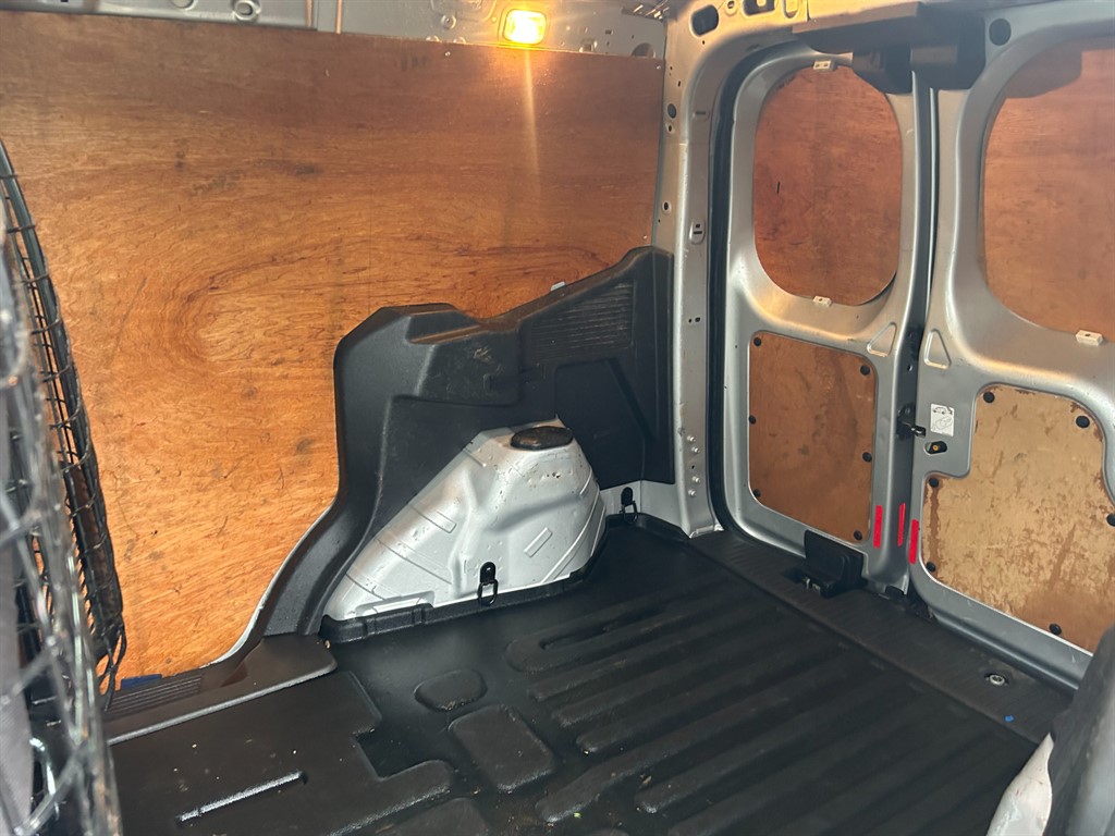 Used Ford Transit Courier 2019 for sale - 77192781: Photo 15