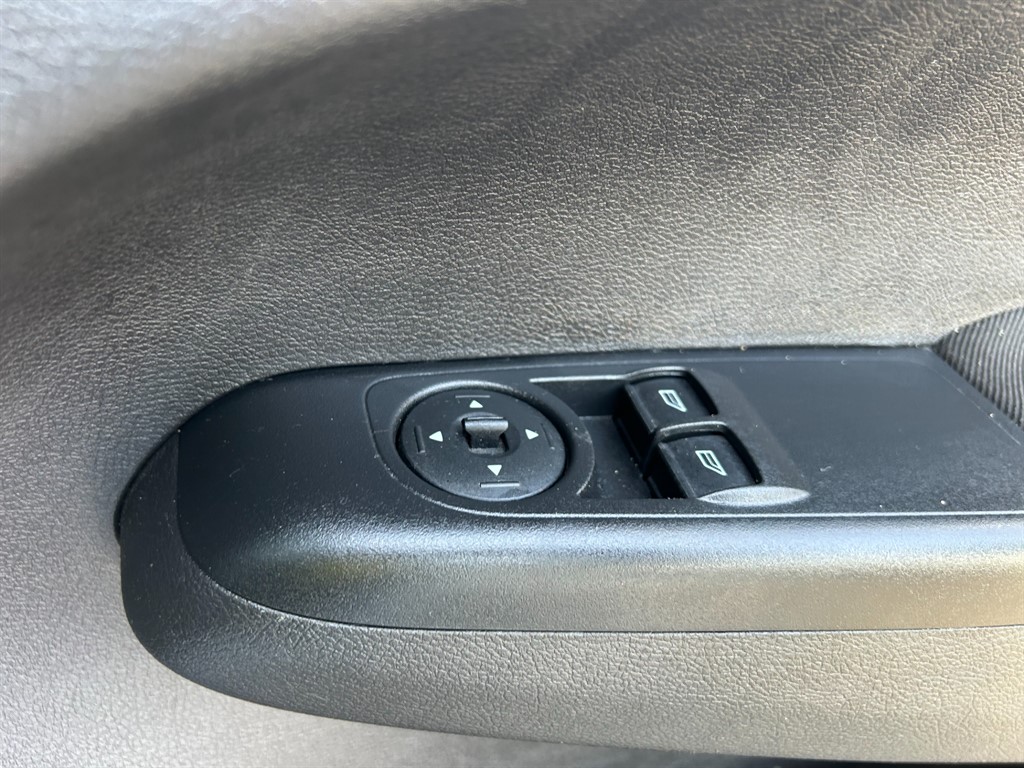 Used Ford Transit Courier 2019 for sale - 77281357: Photo 17