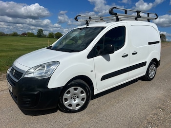 Used Peugeot Partner 2018 for sale - 78247058: Photo