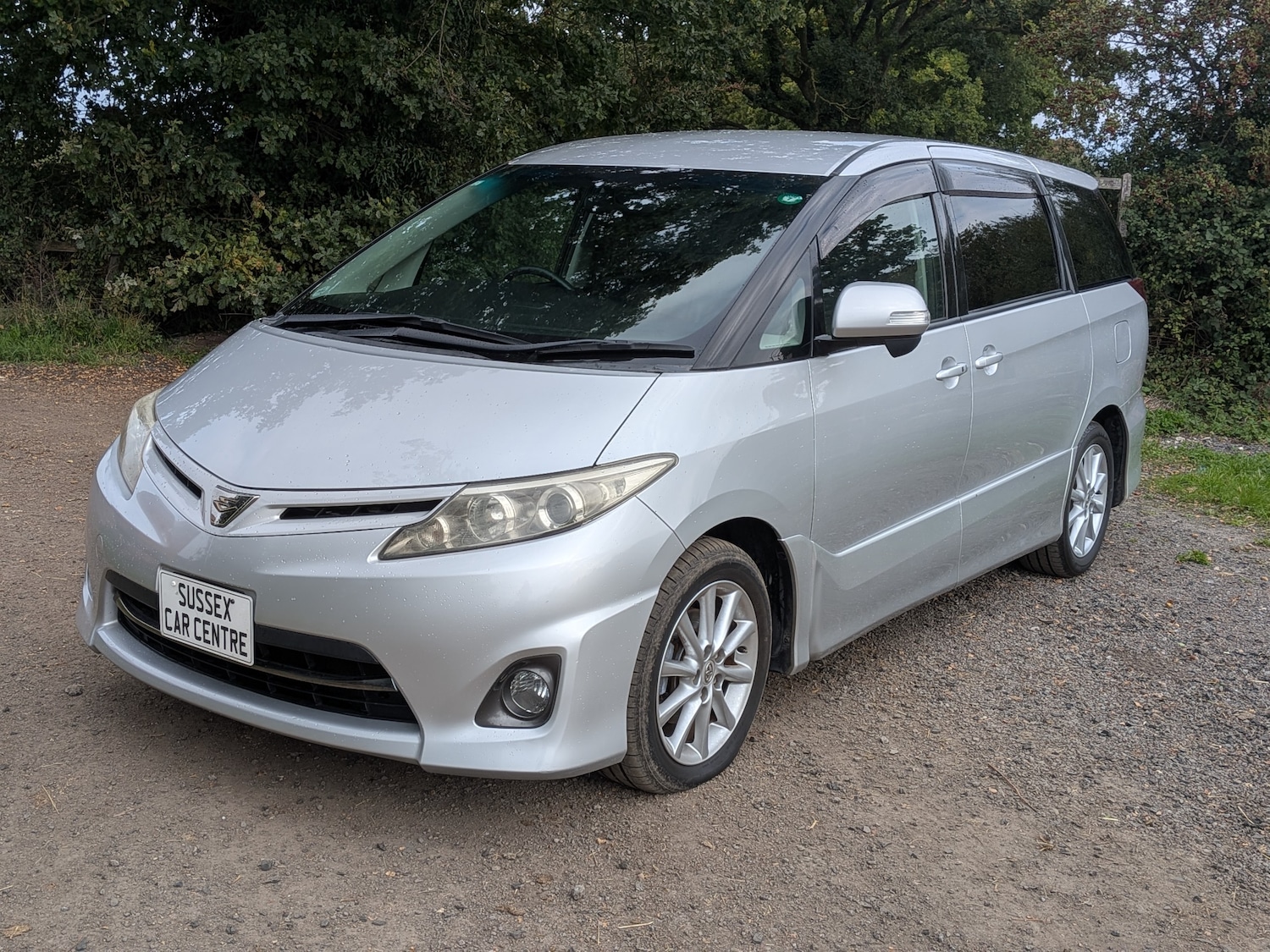 Used Toyota Estima for sale - 76102034: Photo 1
