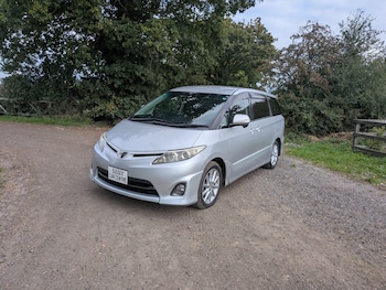 Used Toyota Estima for sale - 76102034: Photo 2