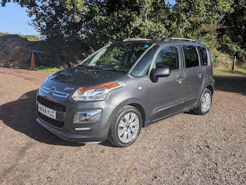 (64) - 1.6 HDi Exclusive MPV 5dr Diesel Manual Euro 5 (90 ps)