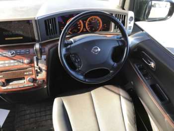 Used Nissan Elgrand 2006 for sale - 75277589: Photo