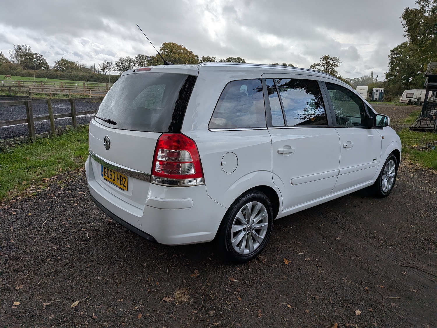Used Vauxhall Zafira 2013 for sale - 76334679: Photo 4