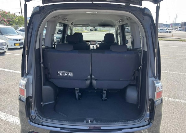 Used Honda Stepwagon for sale - 75277572: Photo 13