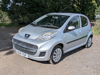 Peugeot - 107