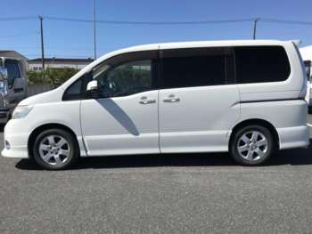 Used Nissan Serena 2009 for sale - 75277591: Photo