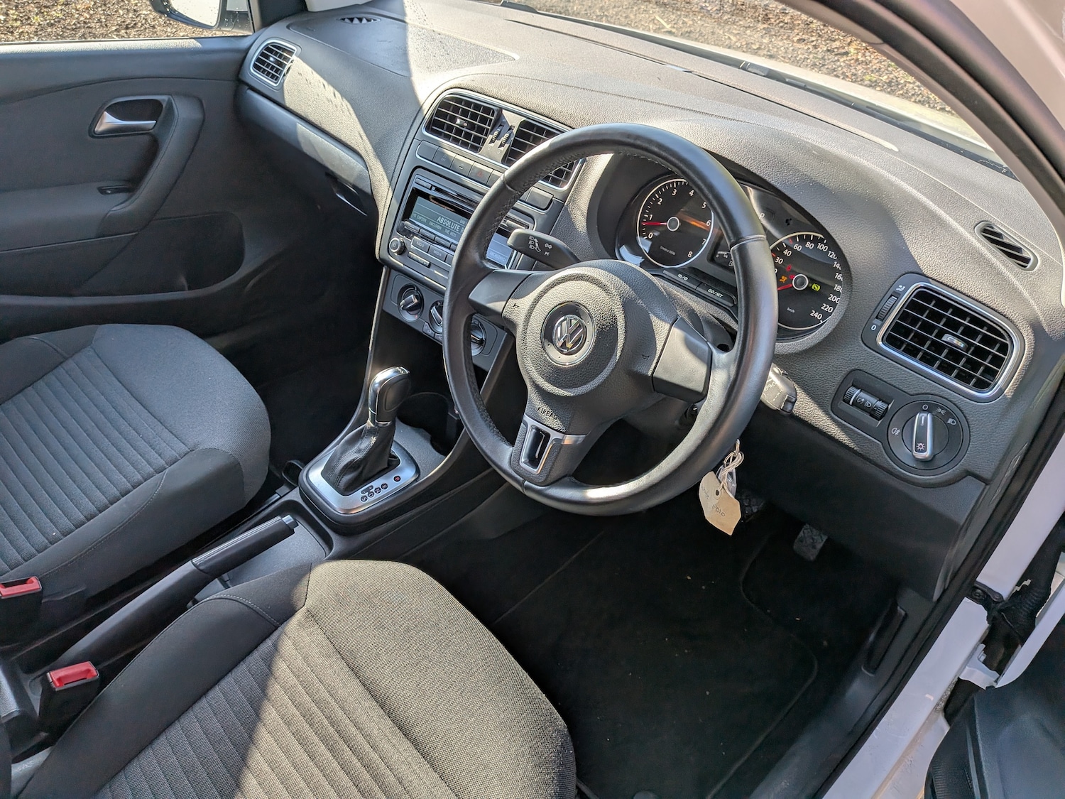 Used Volkswagen Polo for sale - 76224982: Photo 9