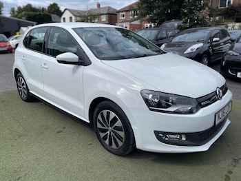 Used Volkswagen Polo 2016 for sale - 75658606: Photo