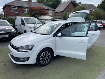 Used Volkswagen Polo 2016 for sale - 75658606: Photo
