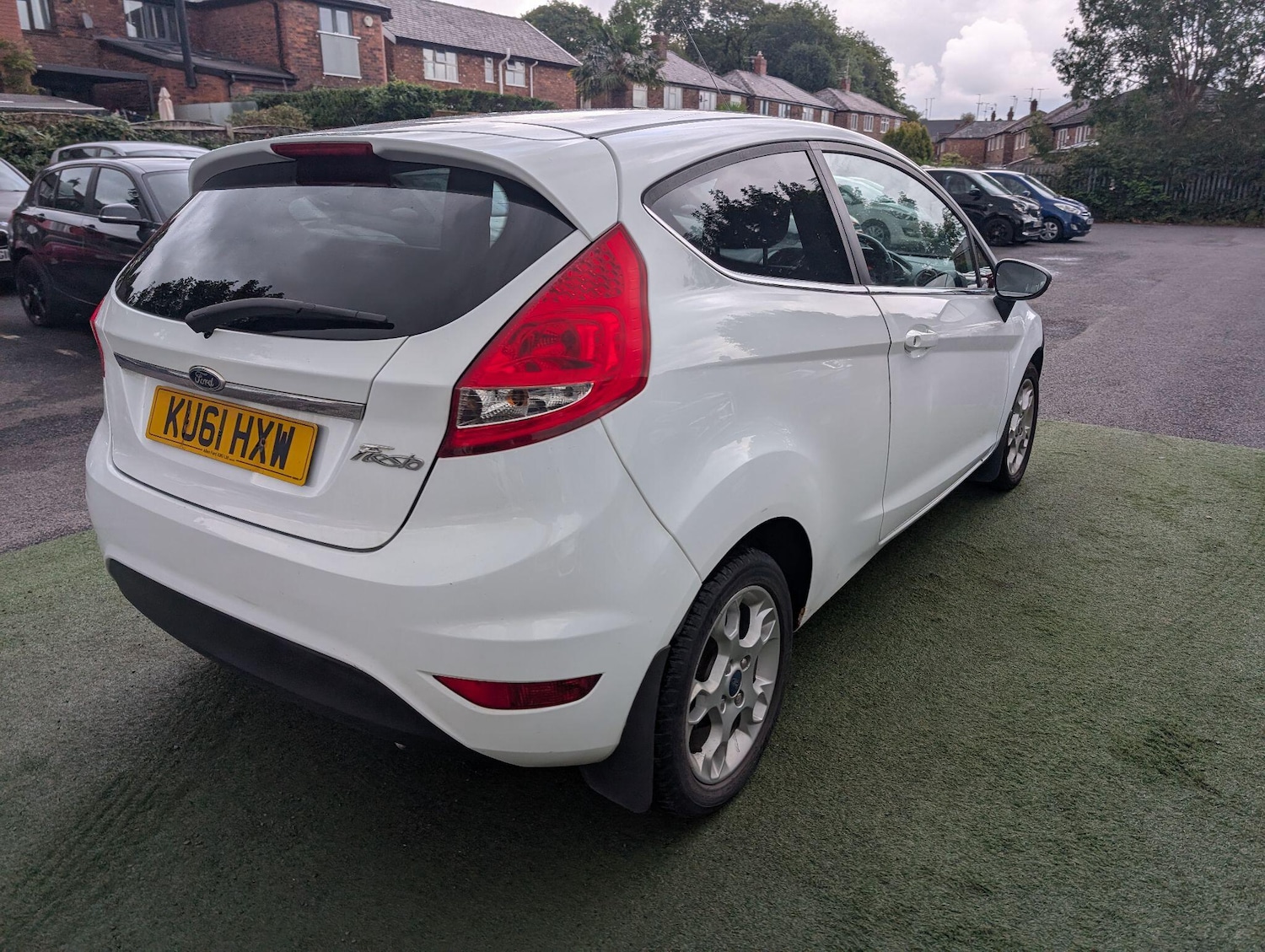 Vehicle 28