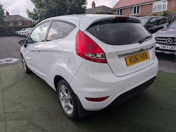 Used Ford Fiesta 2011 for sale - 75808553: Photo