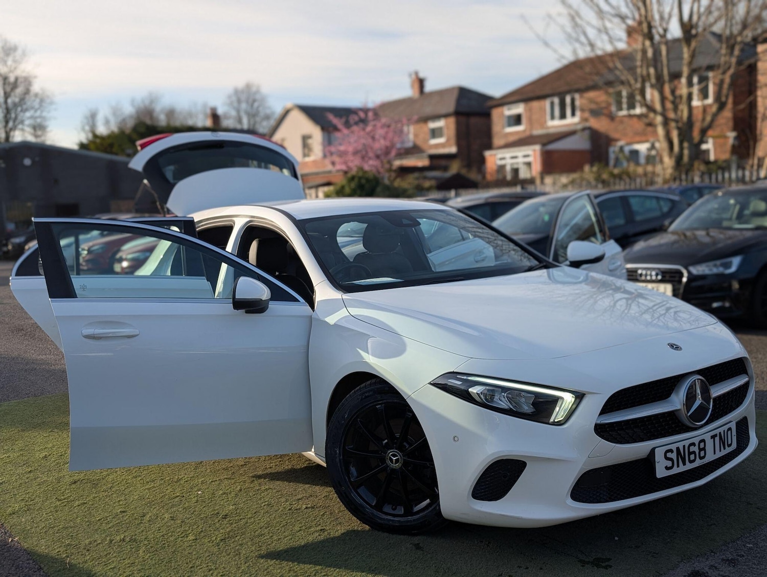 Used Mercedes-Benz A-Class for sale - 77940599: Photo 38