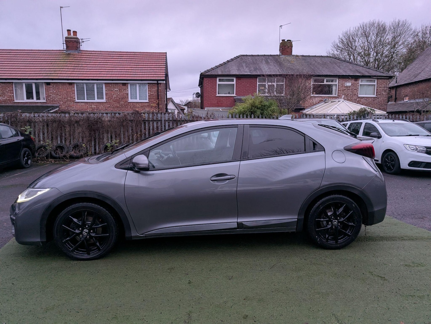 Used Honda Civic for sale - 76994937: Photo 12