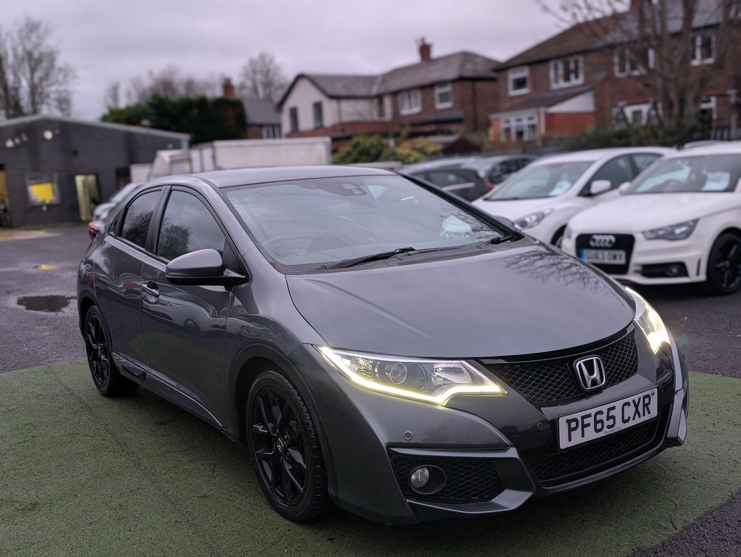 Used Honda Civic for sale - 76994937: Photo 4