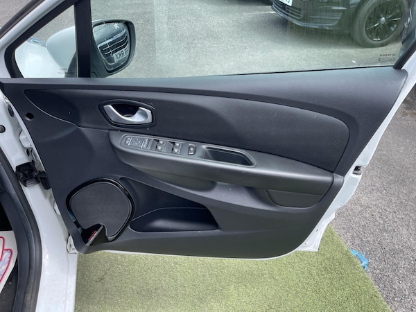 Used Renault Clio 2017 for sale - 75214396: Photo 55