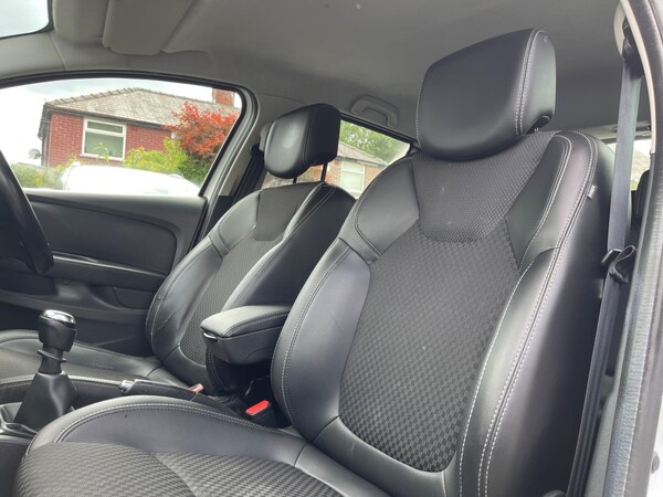 Used Renault Clio 2017 for sale - 75214396: Photo 69