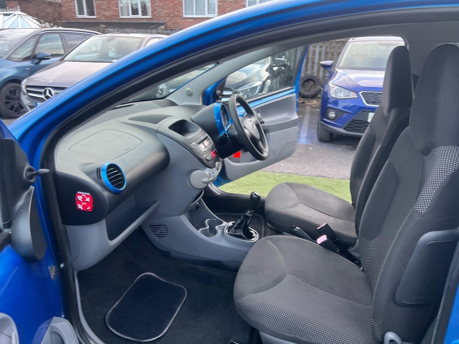 Used Toyota AYGO 2009 for sale - 77108922: Photo 38