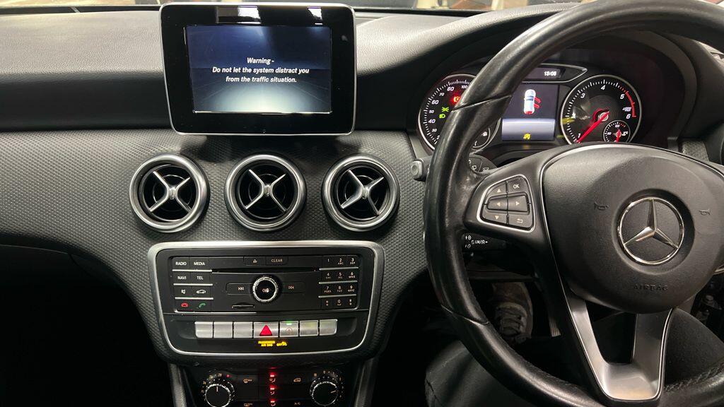 Used Mercedes-Benz A-Class 2017 for sale - 76561355: Photo 10