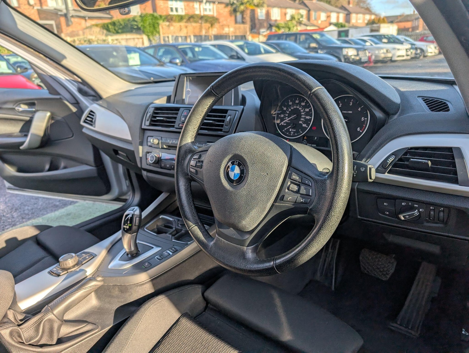 Used BMW 1 Series 2011 for sale - 76935804: Photo 2