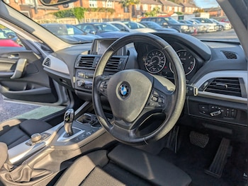 Used BMW 1 Series 2011 for sale - 76935804: Photo