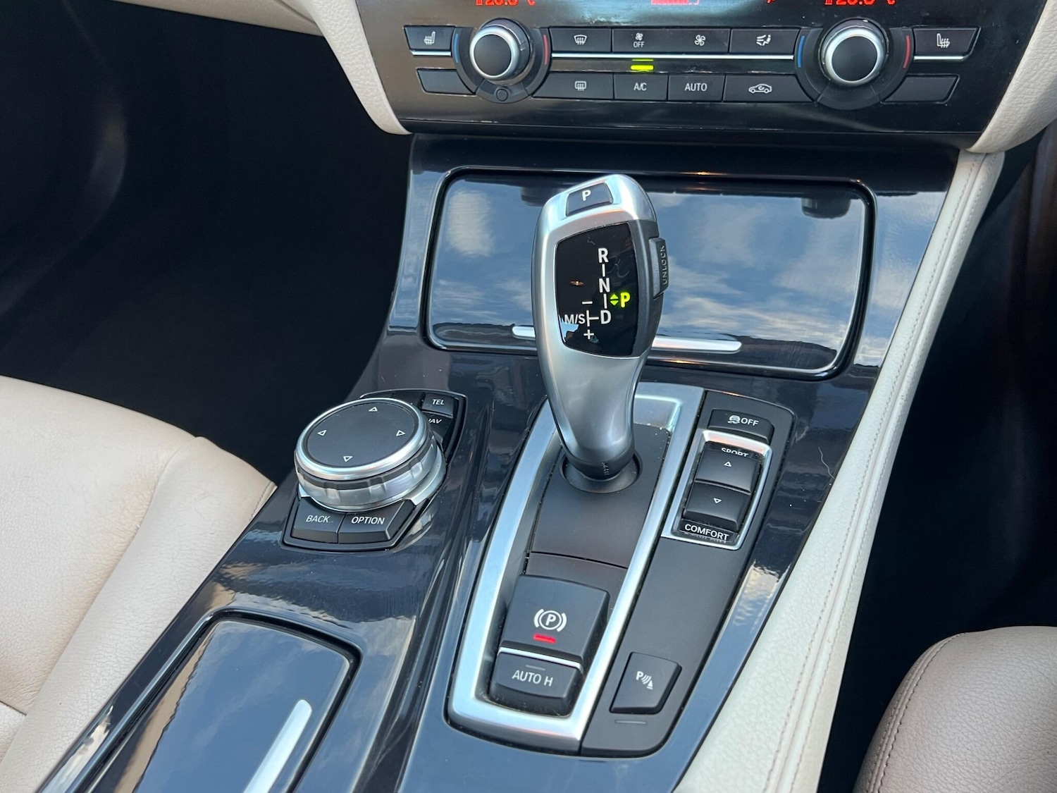 Used BMW 5 Series 2014 for sale - 76781314: Photo 43