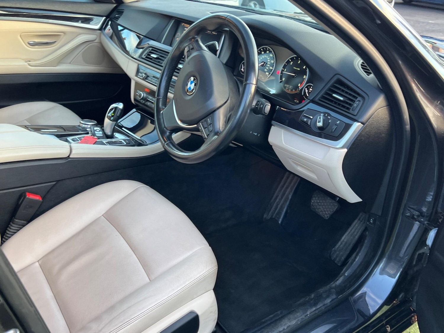 Used BMW 5 Series 2014 for sale - 76781314: Photo 44