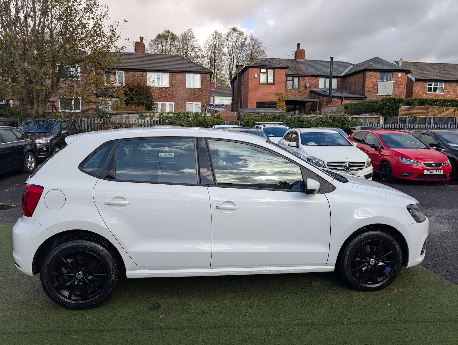 Used Volkswagen Polo for sale - 76996795: Photo 29
