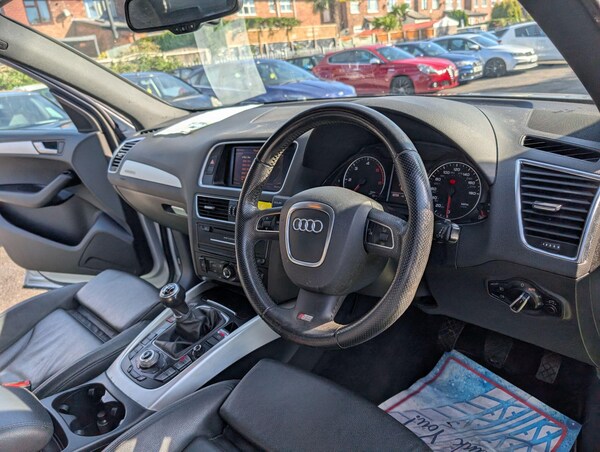Used Audi Q5 2011 for sale - 76059933: Photo 2