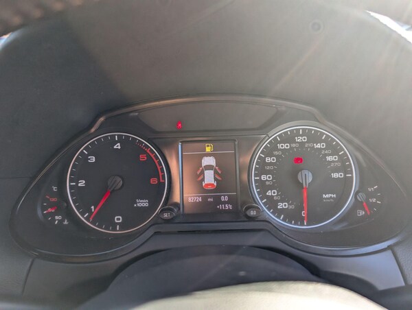 Used Audi Q5 2011 for sale - 76059933: Photo 57
