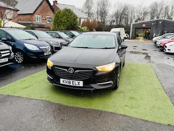 Used Vauxhall Insignia 2018 for sale - 77242286: Photo