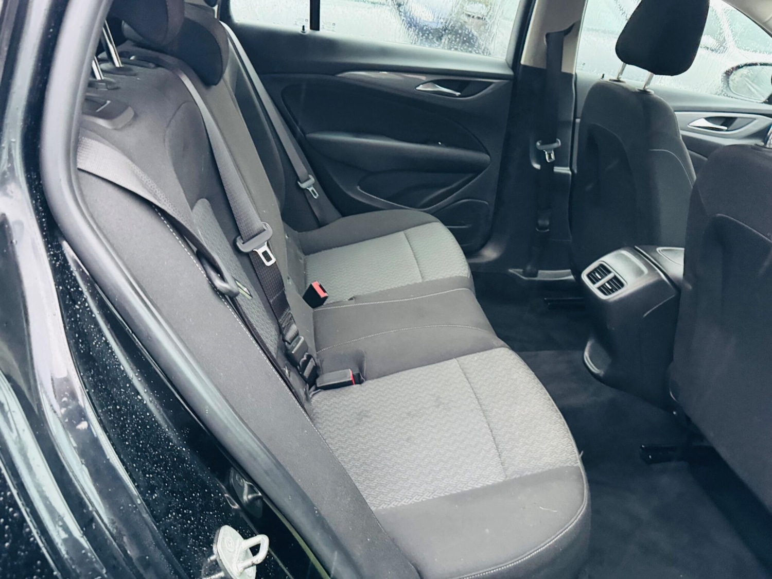 Used Vauxhall Insignia 2018 for sale - 77242286: Photo 38