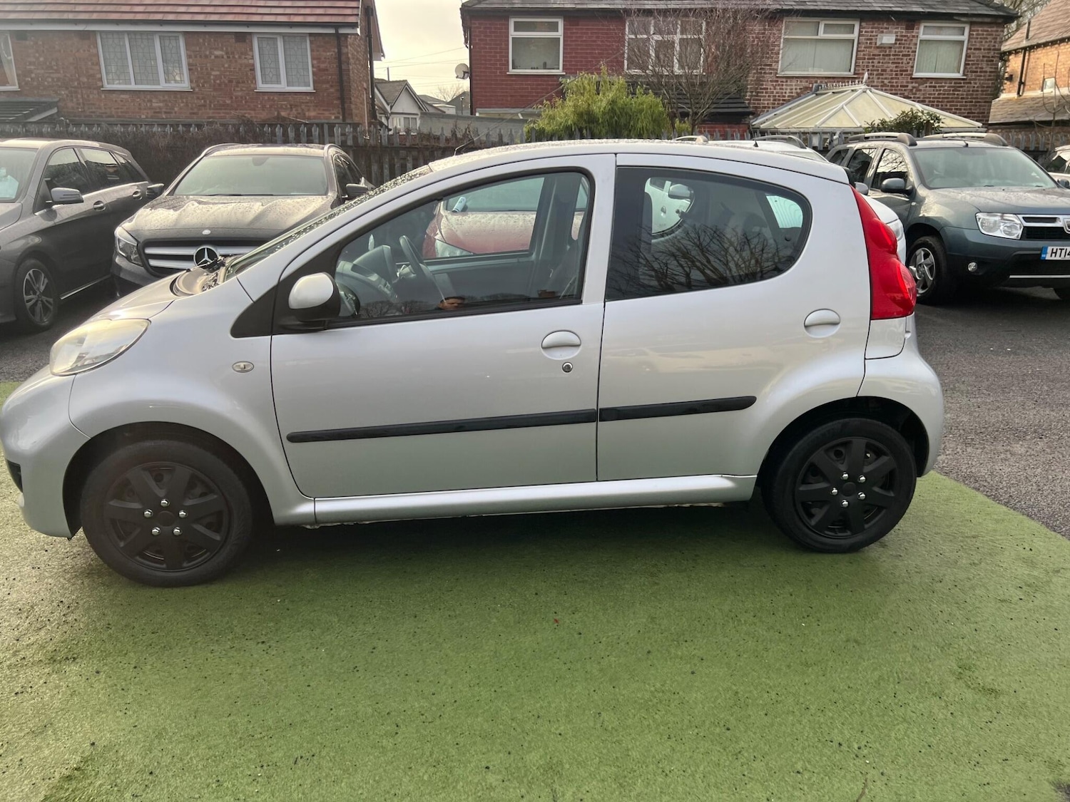 Used Peugeot 107 2009 for sale - 77215949: Photo 13