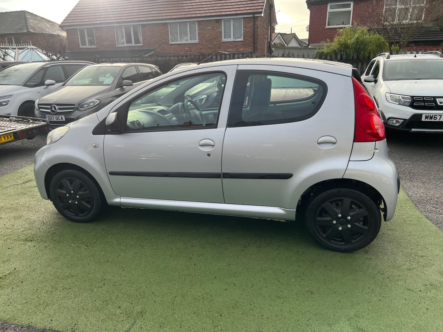 Used Peugeot 107 2009 for sale - 77215949: Photo 18