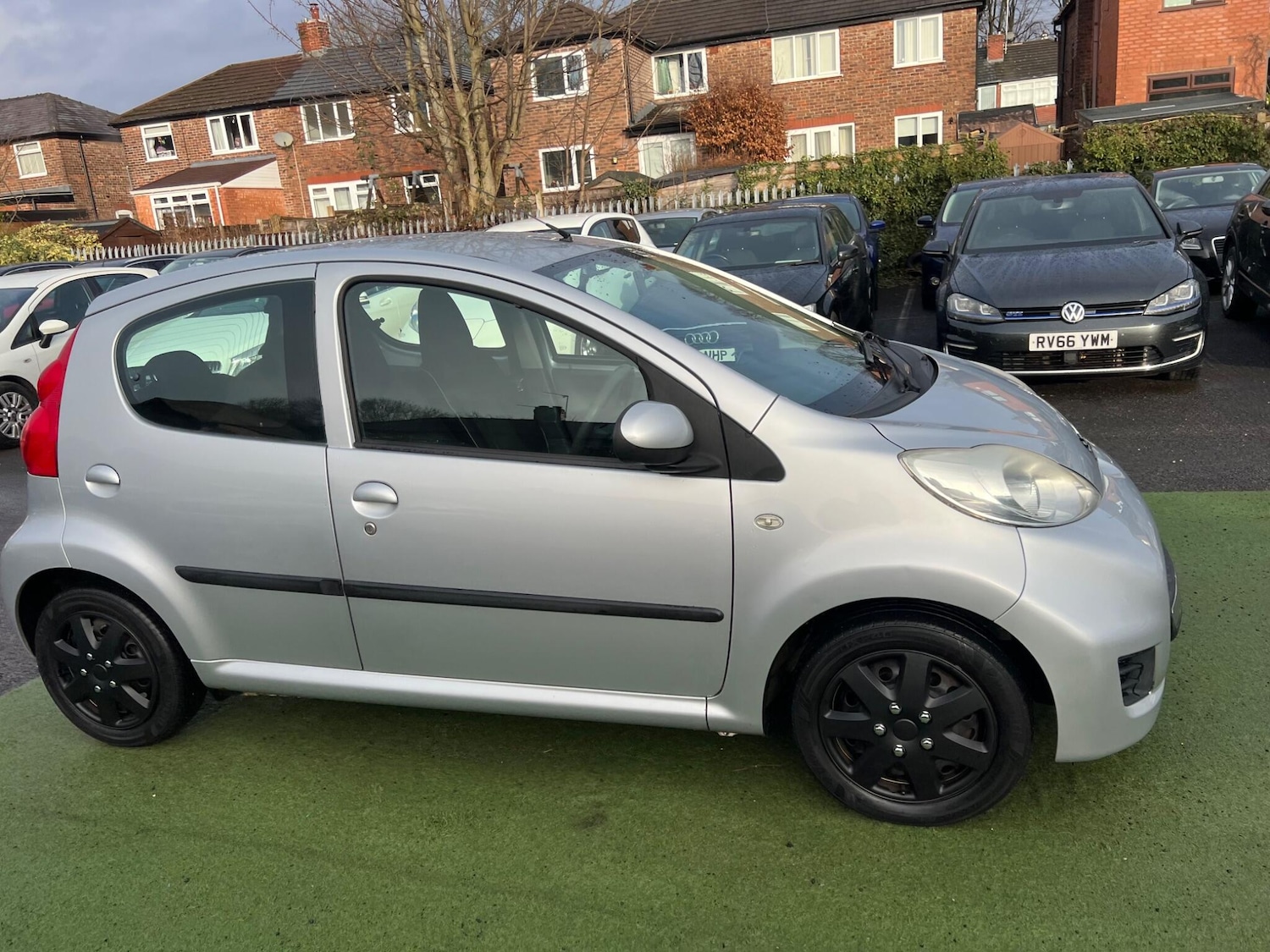 Used Peugeot 107 2009 for sale - 77215949: Photo 29