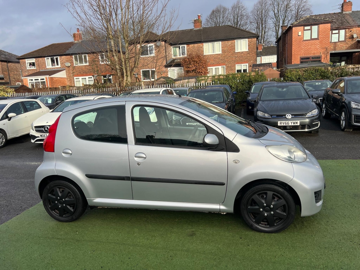 Used Peugeot 107 2009 for sale - 77215949: Photo 30
