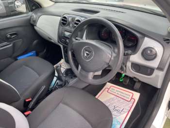 Used Dacia Sandero 2013 for sale - 75268007: Photo