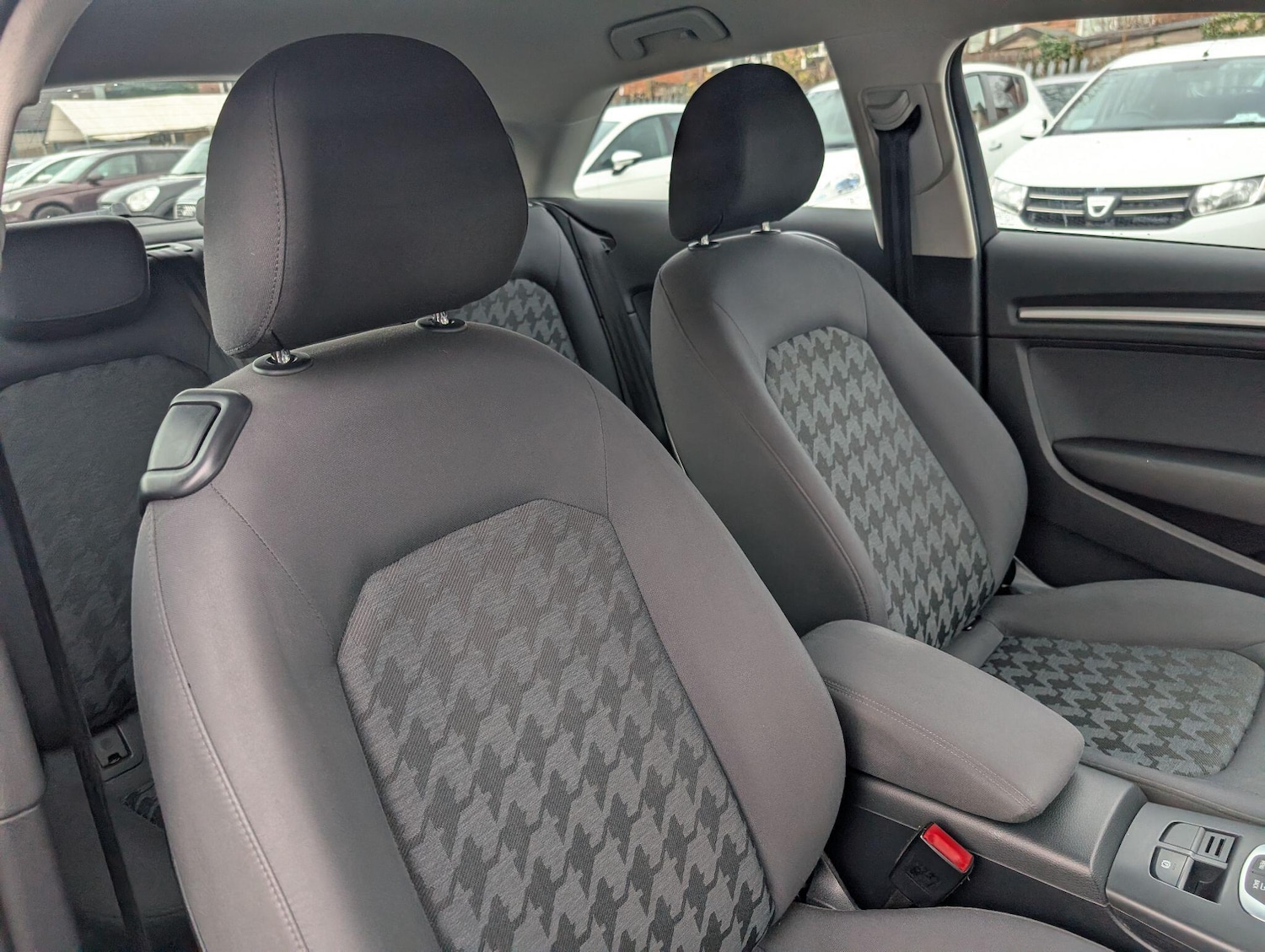 Used Audi A3 2014 for sale - 76913845: Photo 43