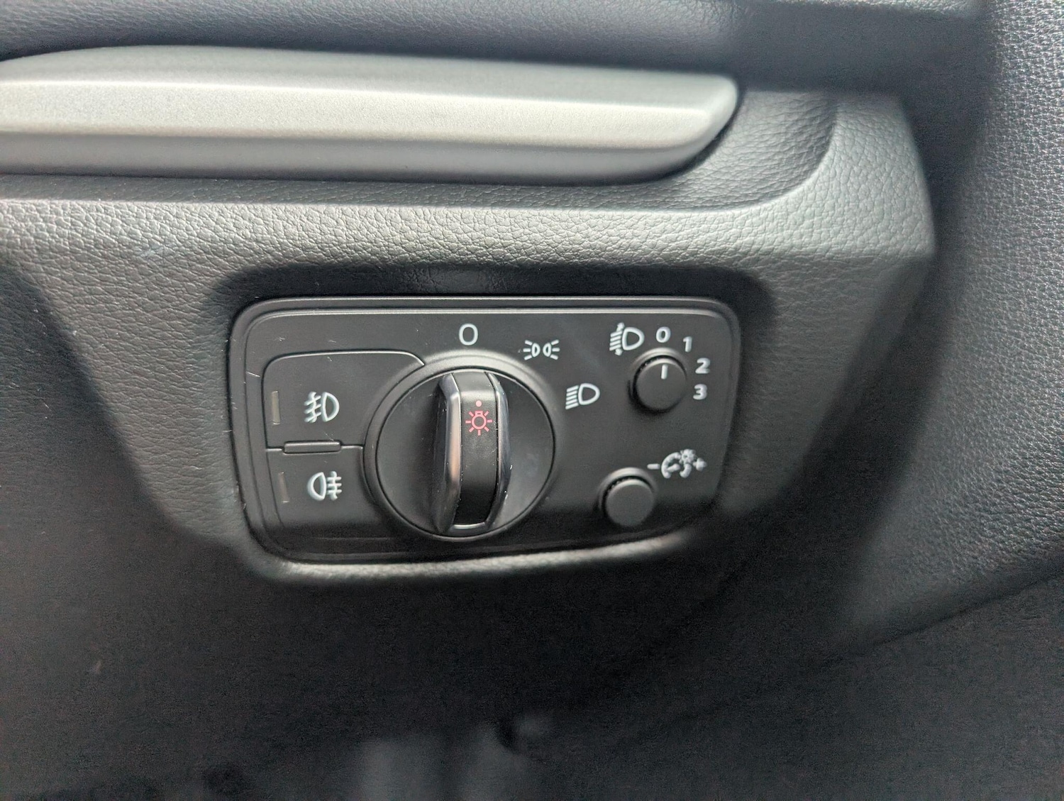 Used Audi A3 2014 for sale - 76913845: Photo 56