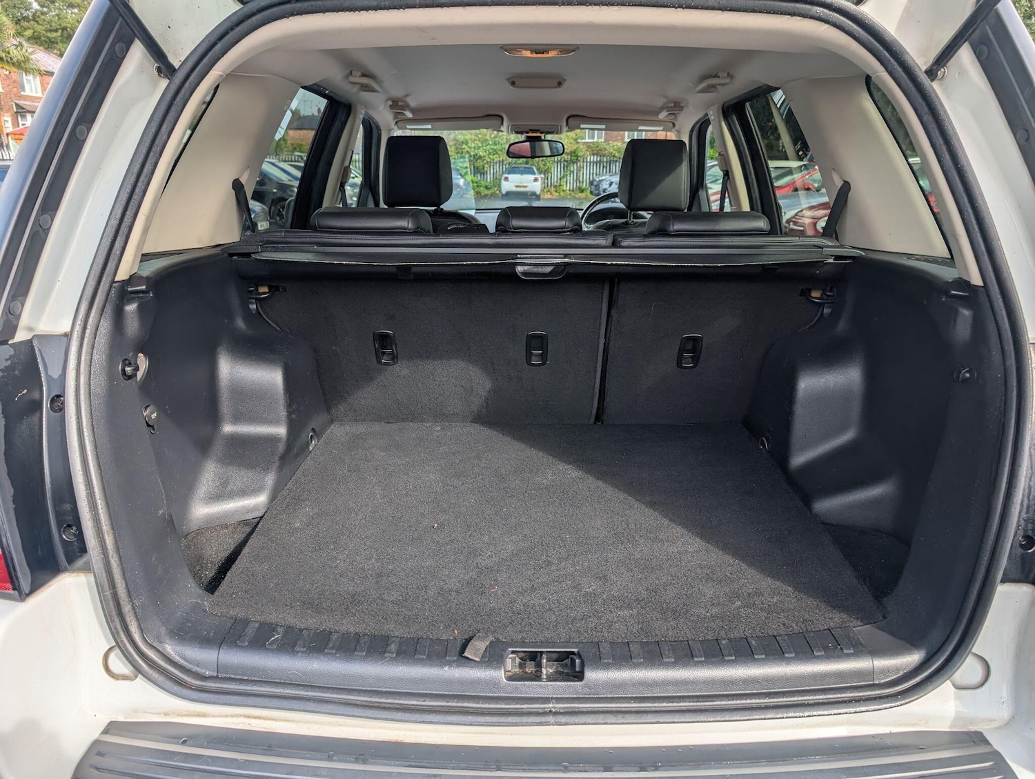 Used Land Rover Freelander 2012 for sale - 76989212: Photo 72