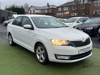 2013 (13) - 1.6 TDI CR Elegance 5dr