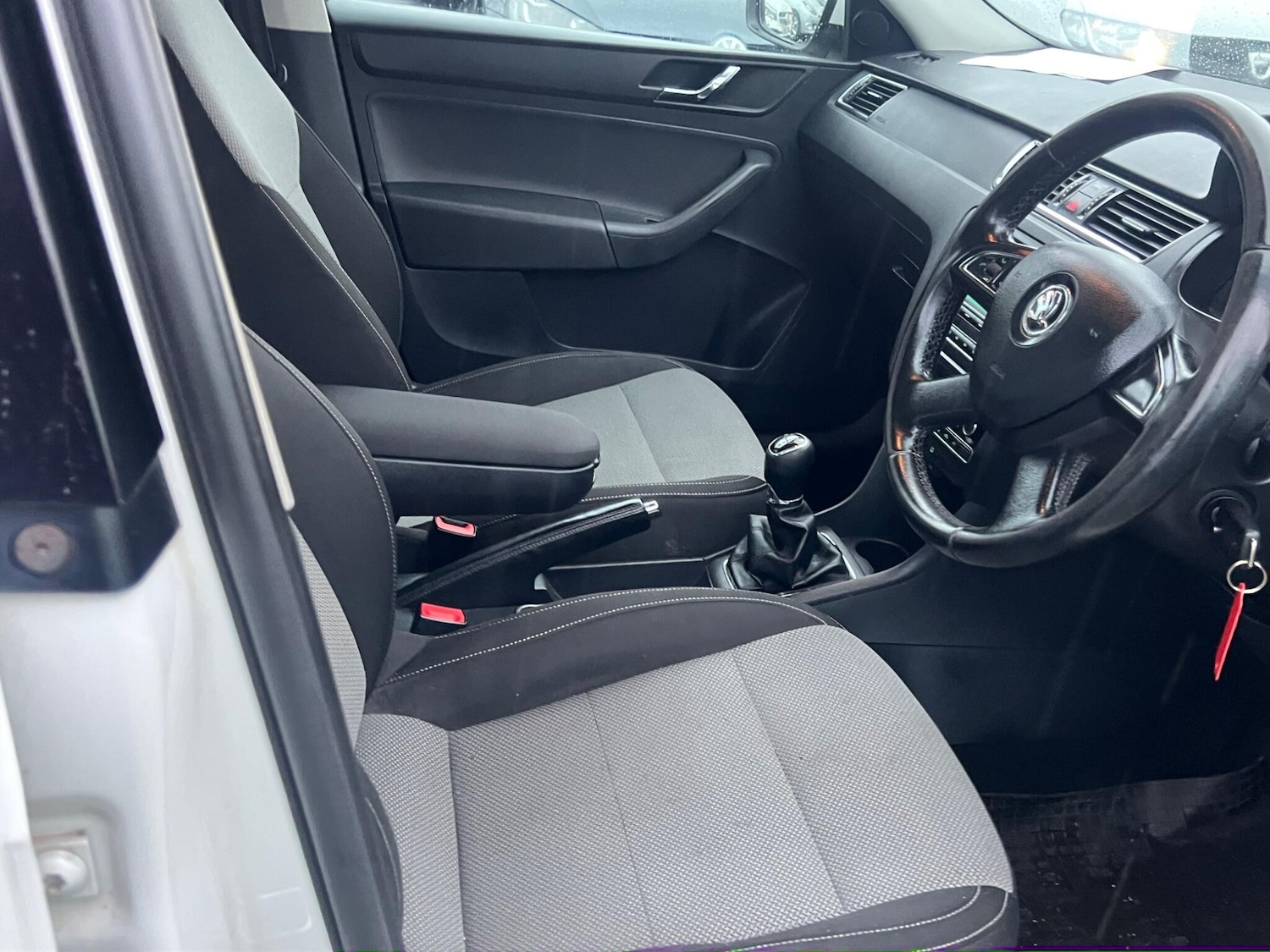 Used Skoda Rapid 2013 for sale - 77175467: Photo 36