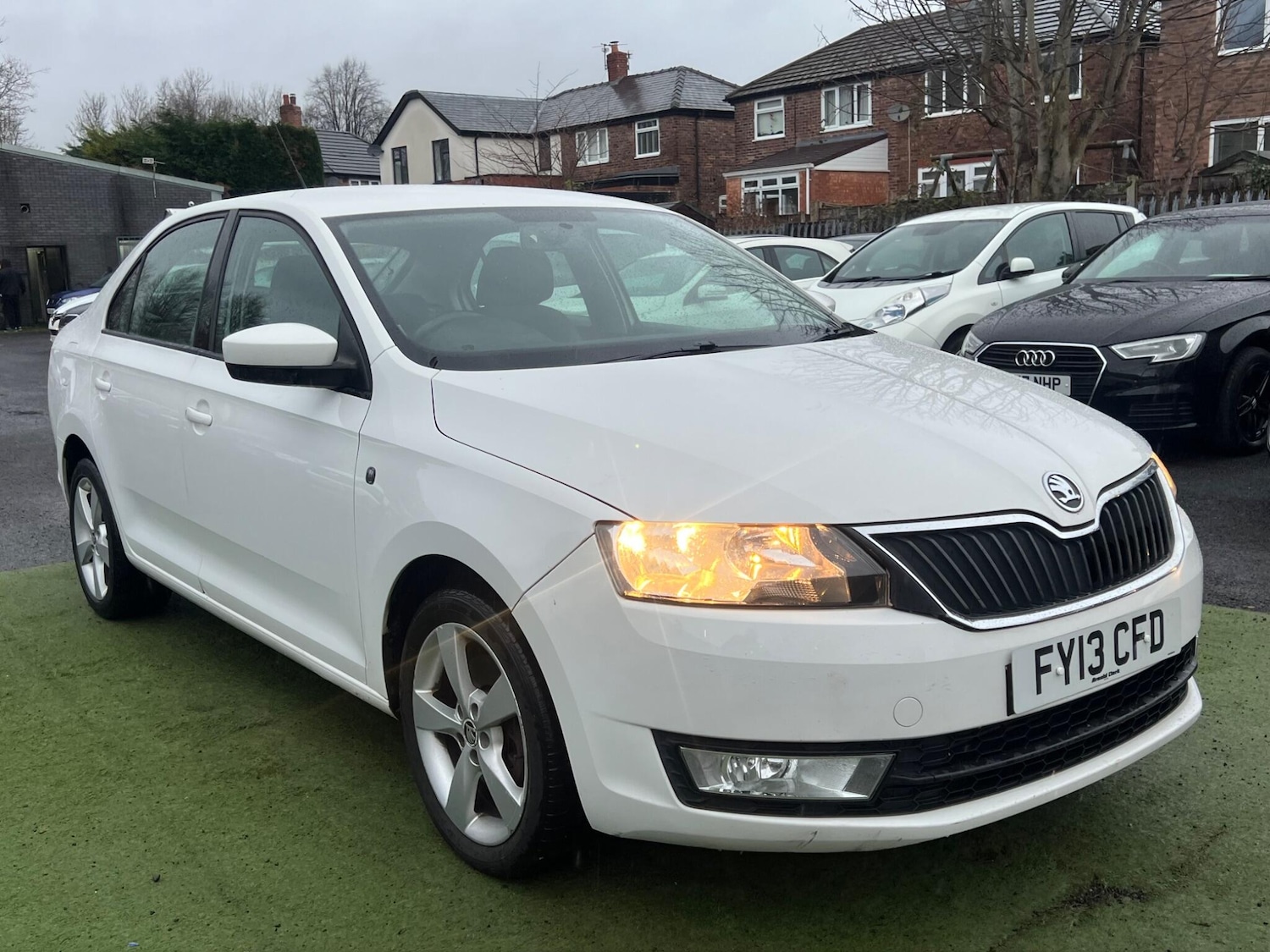 Used Skoda Rapid 2013 for sale - 77175467: Photo 9