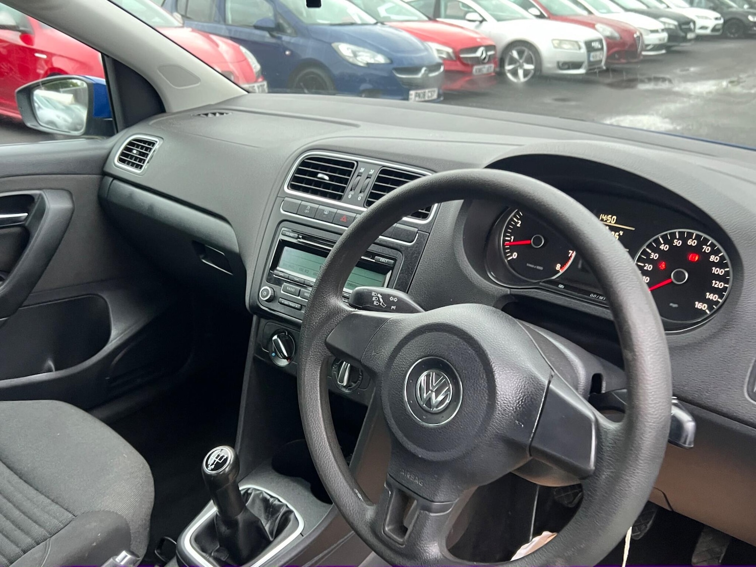 Used Volkswagen Polo 2011 for sale - 77155921: Photo 24