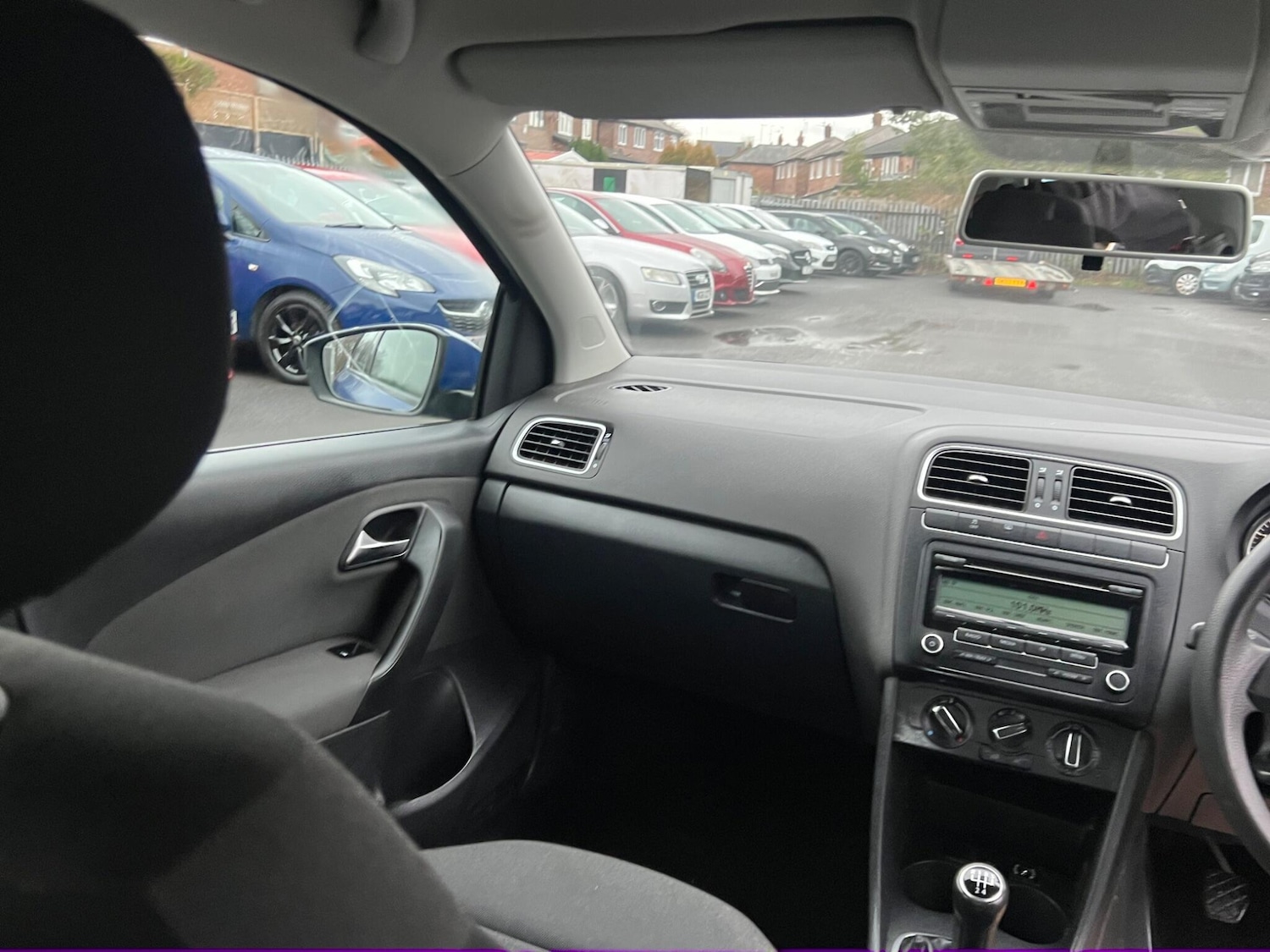 Used Volkswagen Polo 2011 for sale - 77155921: Photo 28