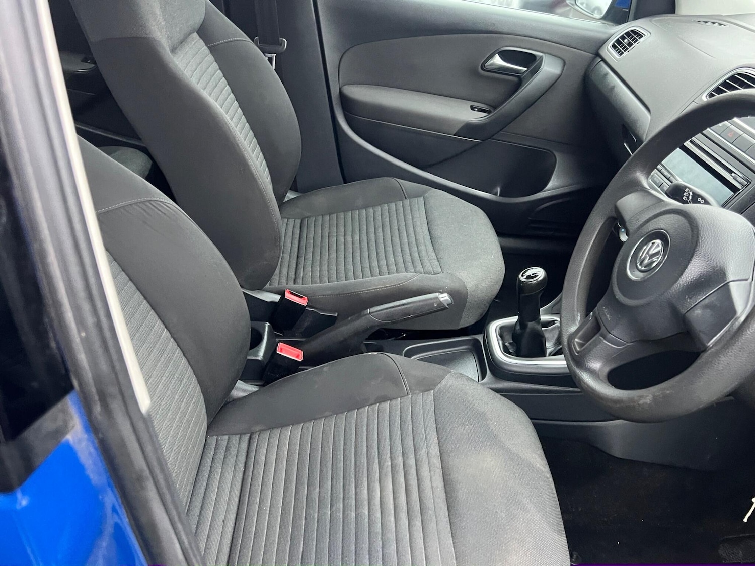 Used Volkswagen Polo 2011 for sale - 77155921: Photo 30