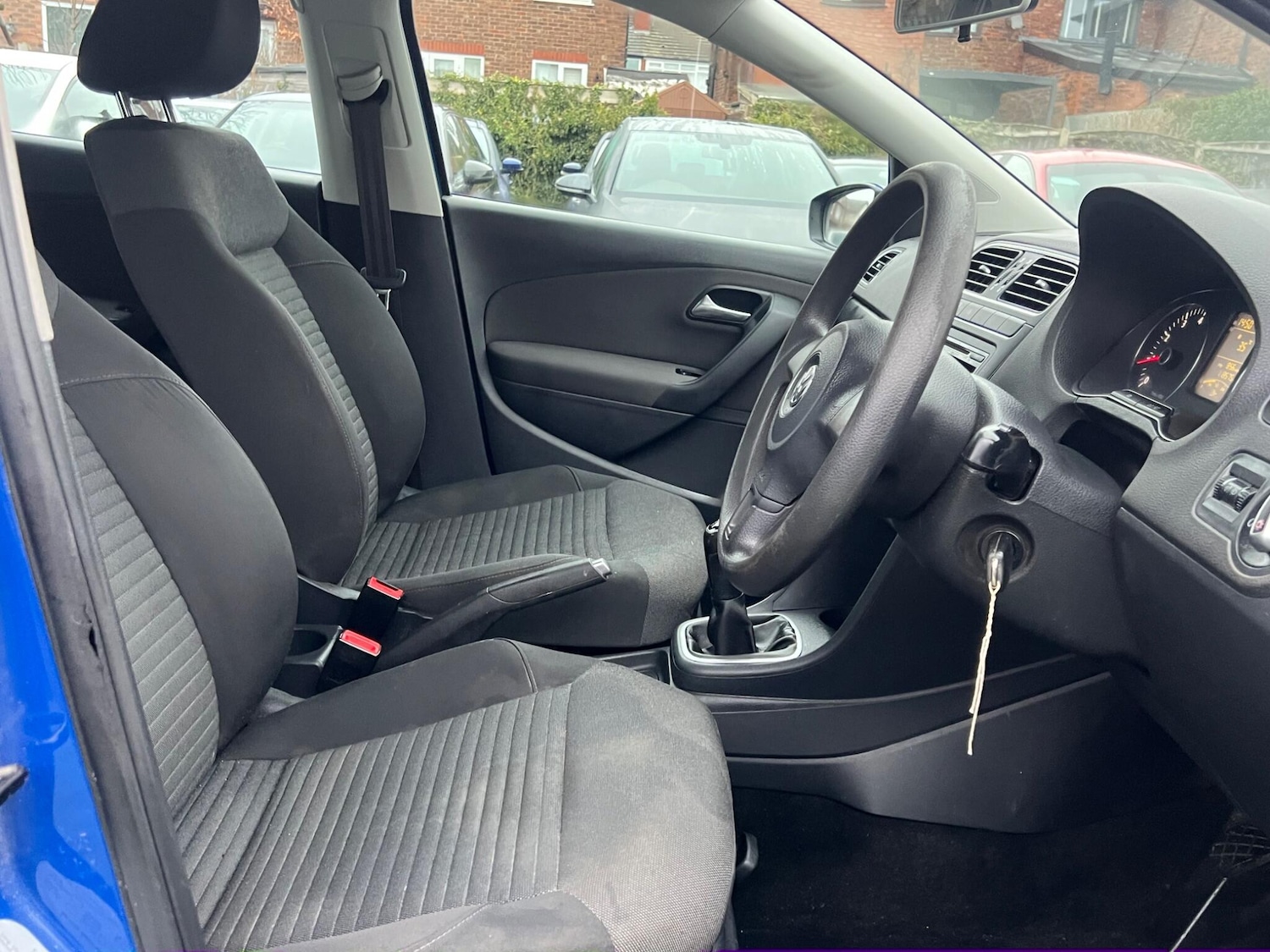 Used Volkswagen Polo 2011 for sale - 77155921: Photo 31