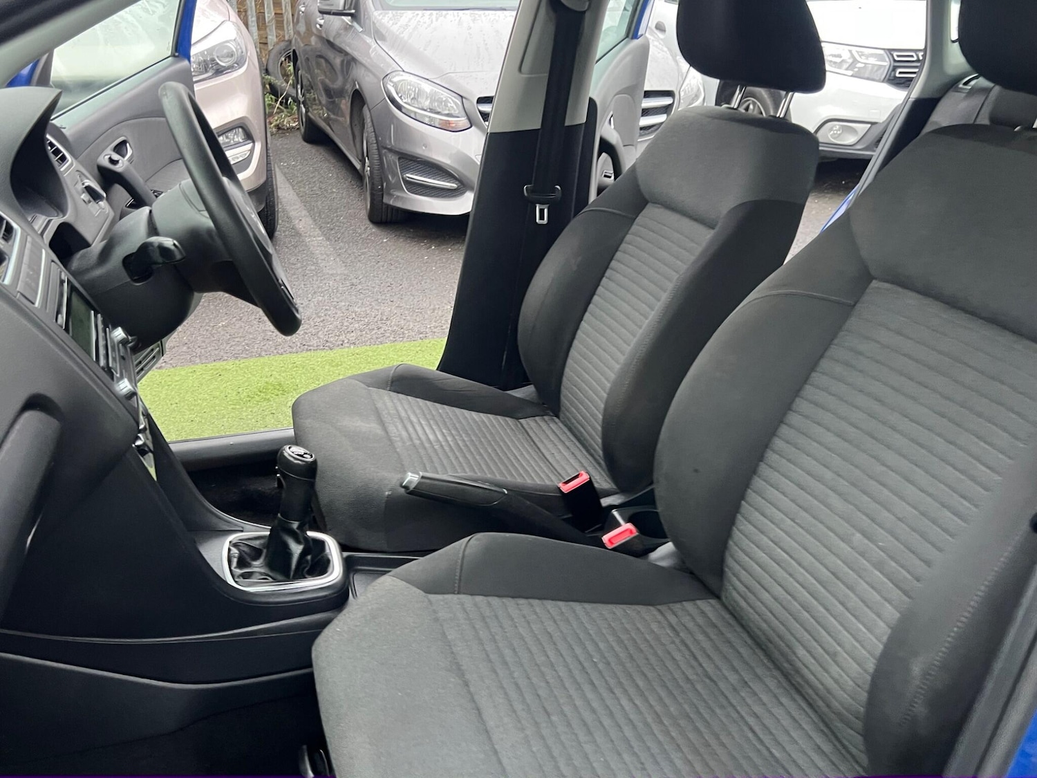 Used Volkswagen Polo 2011 for sale - 77155921: Photo 35