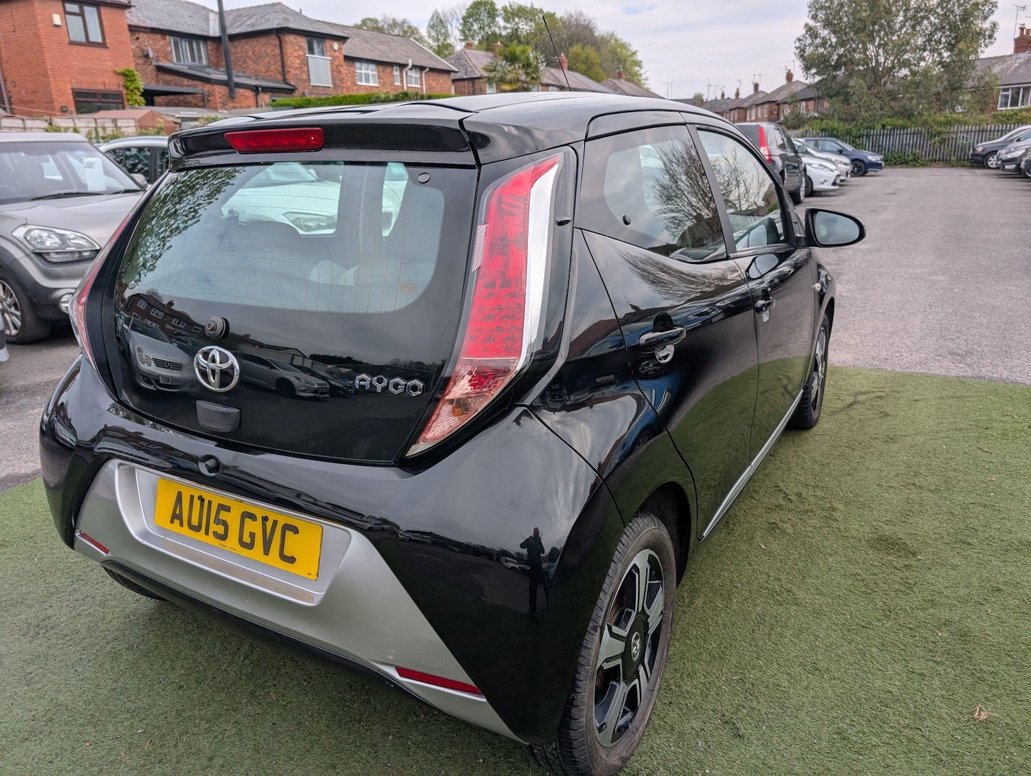 Vehicle 28